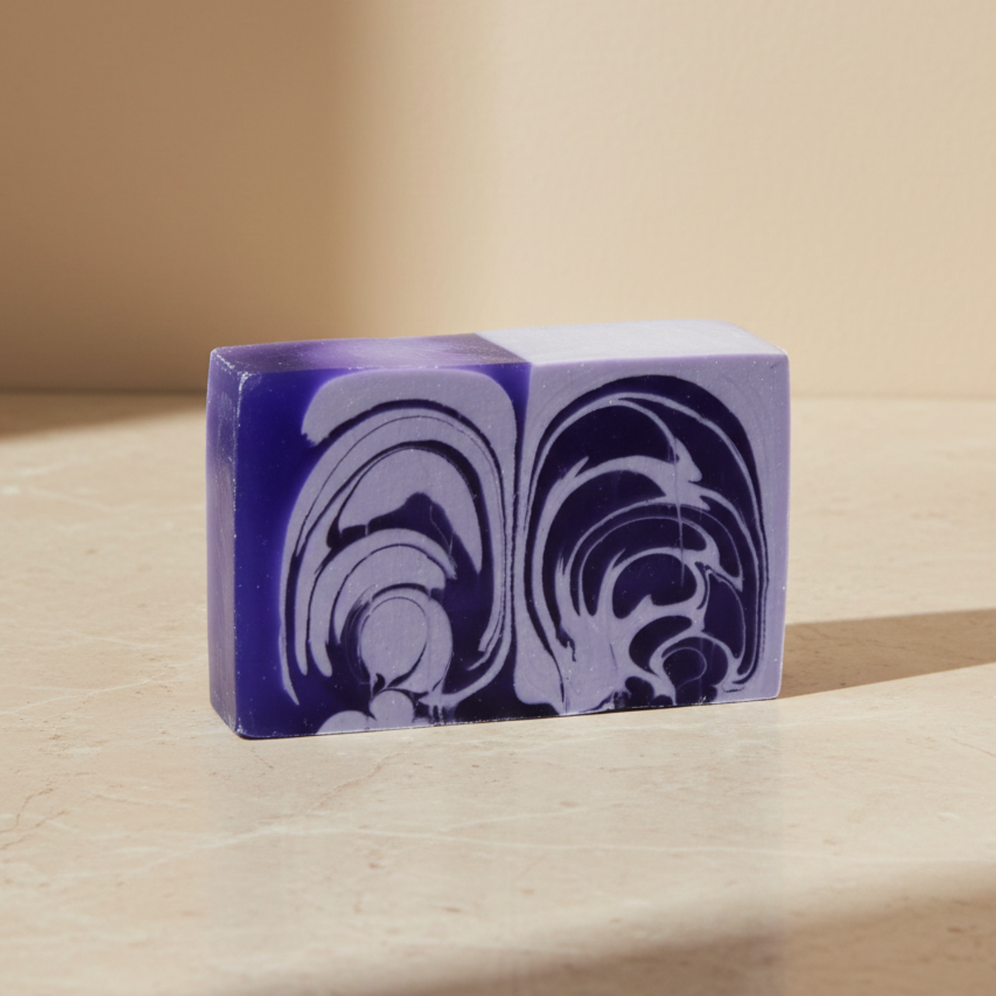 Scents & Soaps Hand Made Soap Lilac 100g online bestellen
