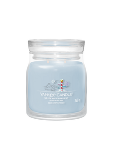 Yankee Candle North Pole Hideaway Medium Jar - Yankee Candle & WoodWick
