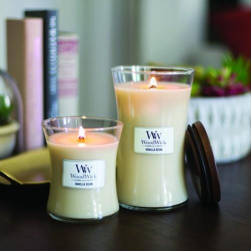 WoodWick Vanilla Bean Medium Candle - Yankee Candle & WoodWick