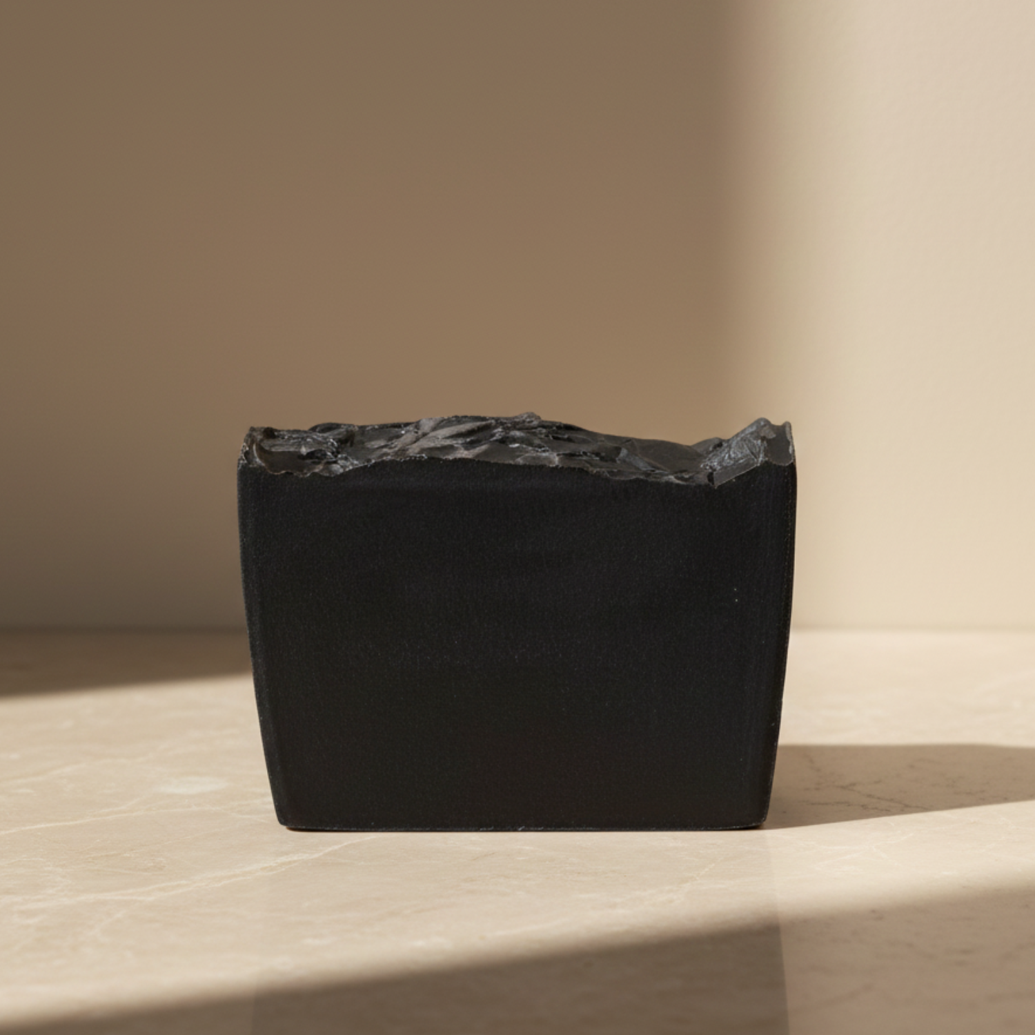 Scents & Soaps Hand Made Soap Noir 100g online bestellen